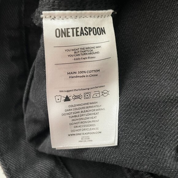 One Teaspoon Women's Bandit Jean Shorts 28 Black Cut Off Button Fly Distressed - Picture 6 of 8